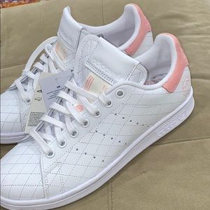 Adidas Stan Smith “World Famous” shoes